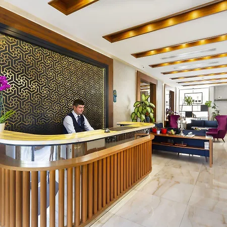 Hotel Artur 3*