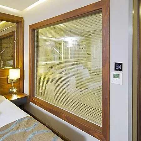 Artur Hotel 3*