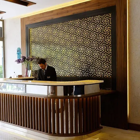 Artur Hotel 3*